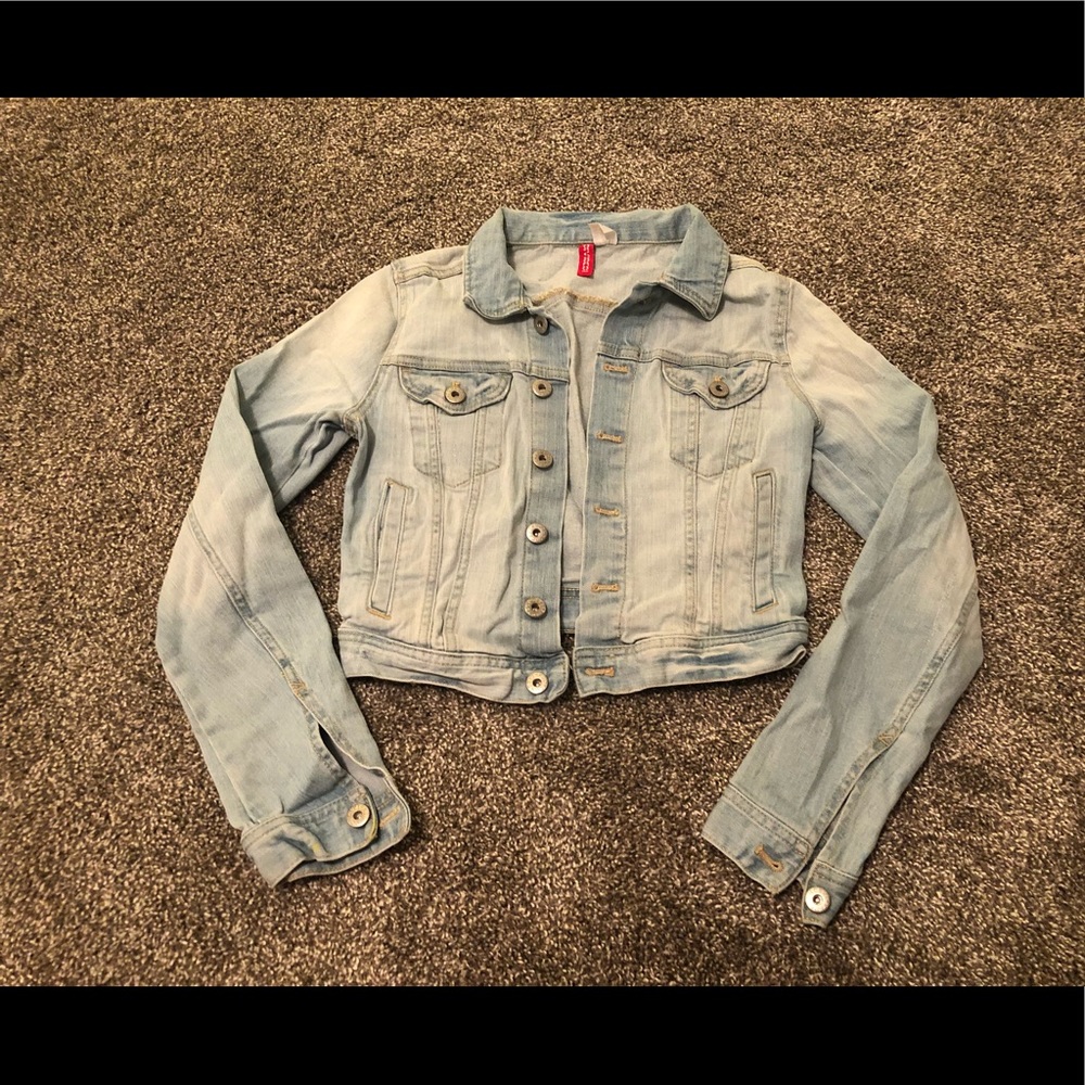 Light washed Jean jacket (on hold)